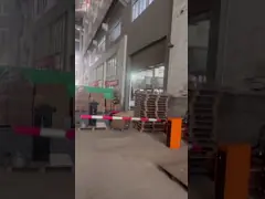 Porte de barrière à grande vitesse à entraînement servo avec bras en fibre de carbone 0,2s